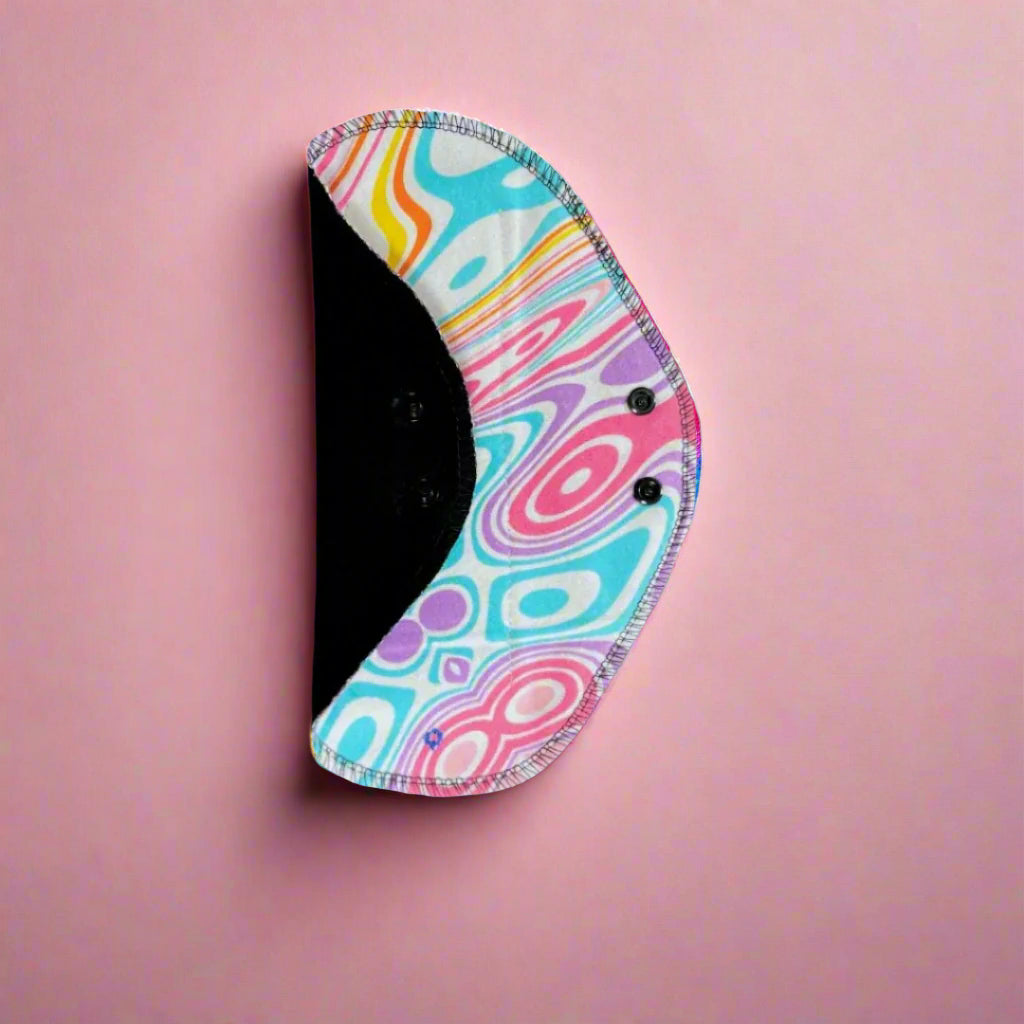 Hume’s Reusable Day Pad – Everyday Comfort for Light to Heavy Flow (Pink Swirl Print)