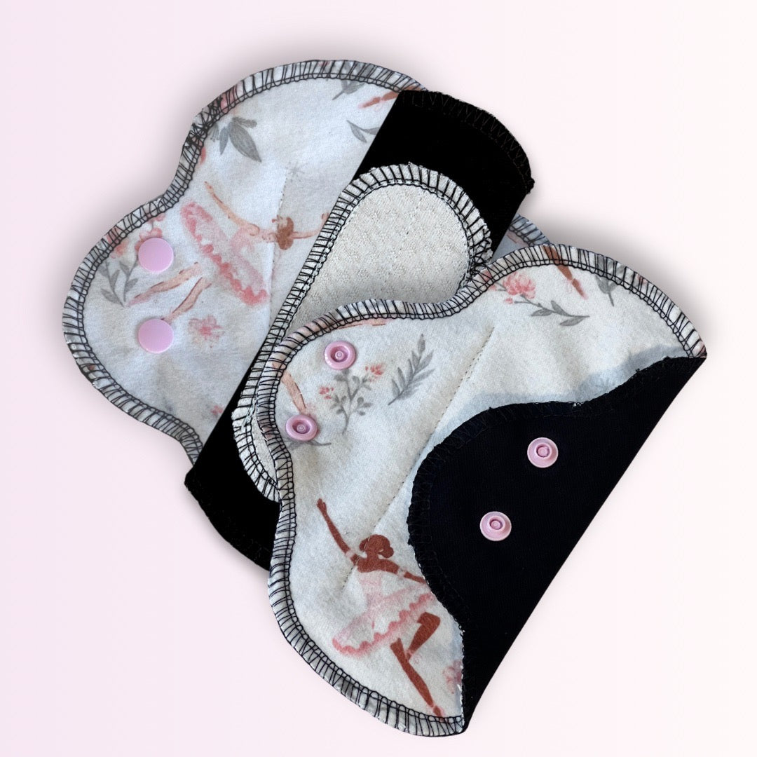 Toallas Femeninas para Adolescente Hume’s – Estampado de Bailarina (Paquete de 3)