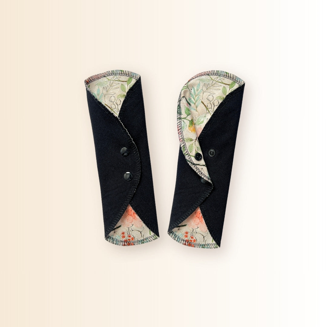 Reusable Day Pad – Everyday Comfort for Light to Heavy Flow (Floral Print)