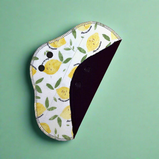 Hume’s Reusable Day Pad – Everyday Comfort for Light to Heavy Flow (Lemmon Print)