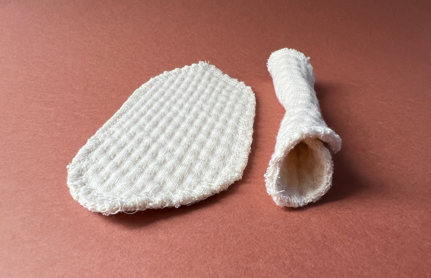 Organic Cotton Interlabial Pads, Leaf Shape Reusable Panty Protectors – Pack of 7