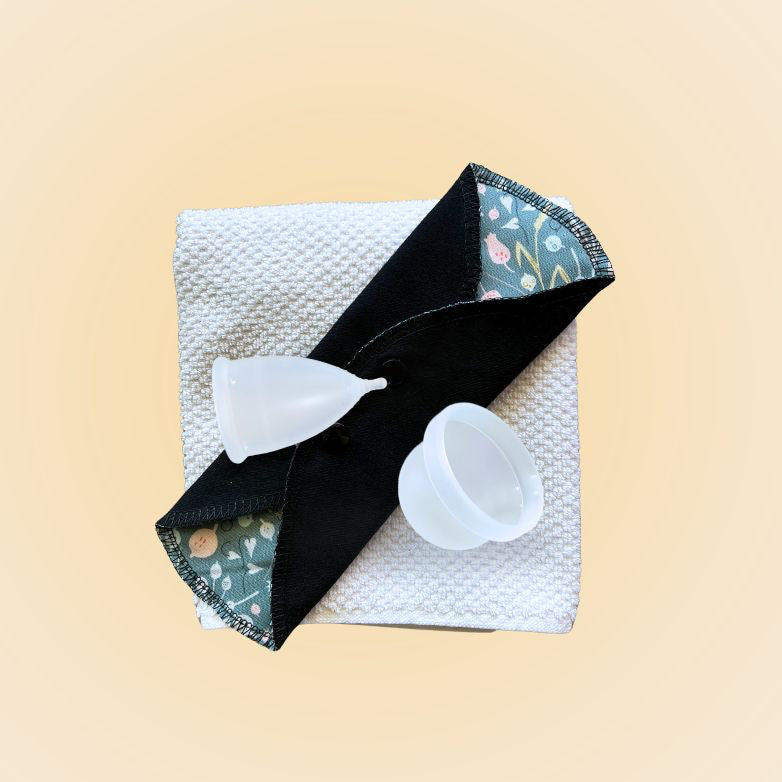 menstrual-cup-disc-reusable-pad-flatlay-humes-period-care.jpg
