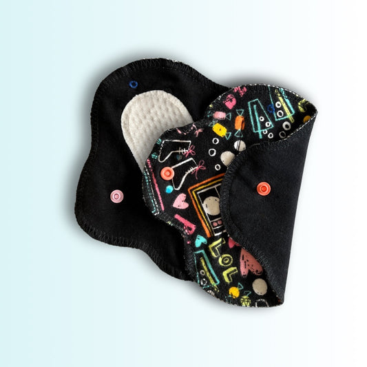 Hume’s Teen Period Pads – Go-Go’s Print (Set of 3)